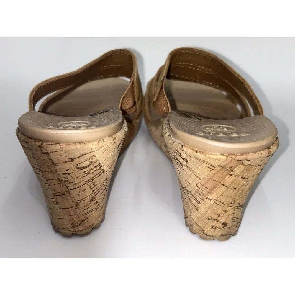 Crocs A leigh Wedge Sandal Womens 8 Camel Tan Leather Strappy Slide Cork Wedge
